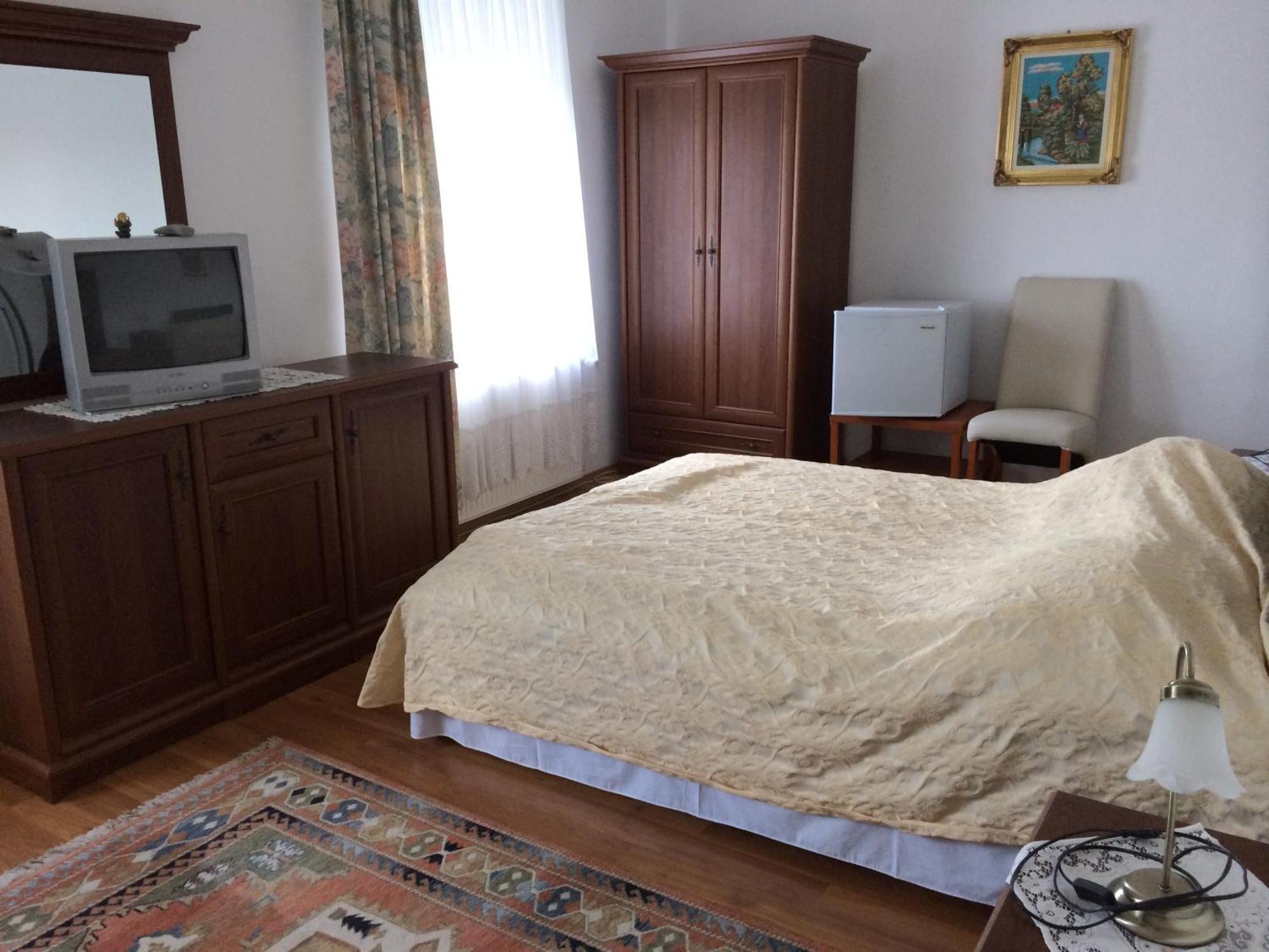 Villa Rubin Panzio Hajdúszoboszló Buitenkant foto