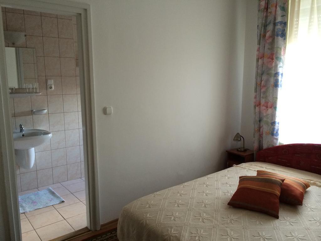 Villa Rubin Panzio Hajdúszoboszló Kamer foto
