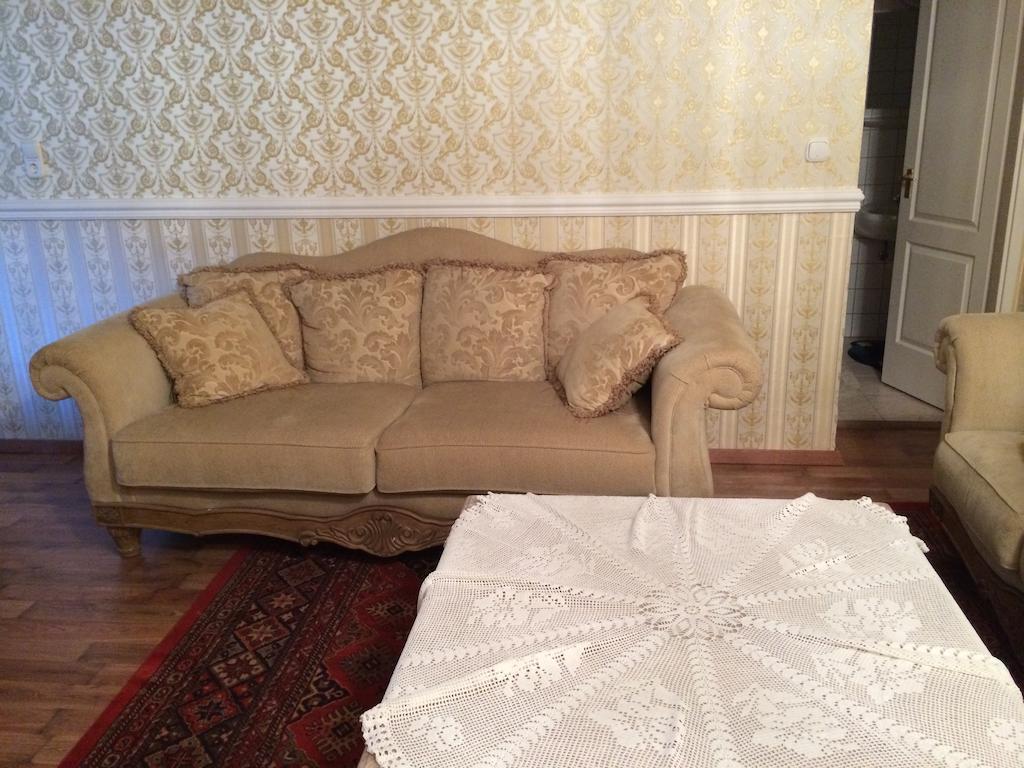 Villa Rubin Panzio Hajdúszoboszló Buitenkant foto